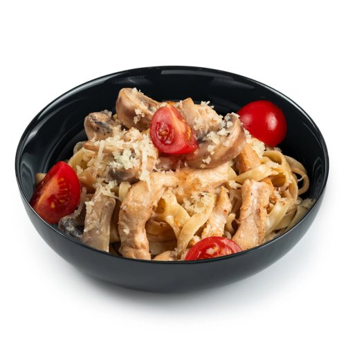 Фетучини с курицей и грибами