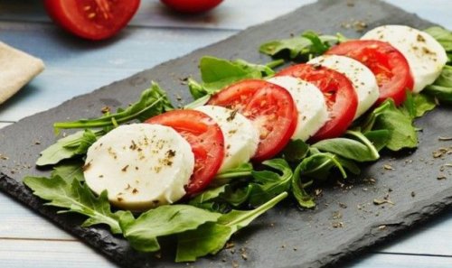 Салат Капрезе
