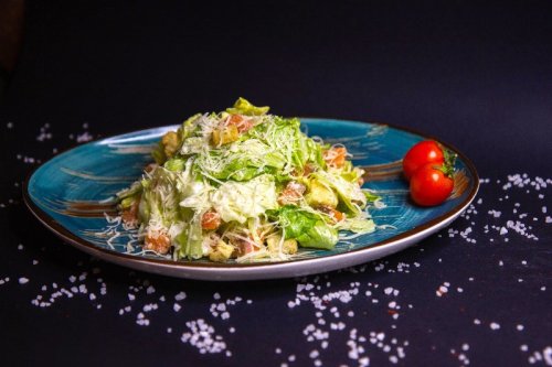 Цезарь с семгой