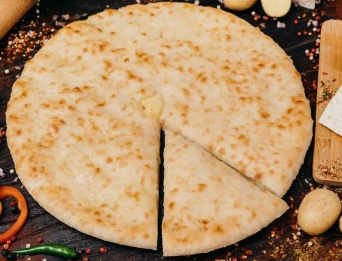 Осетинский пирог с сыром и картофелем