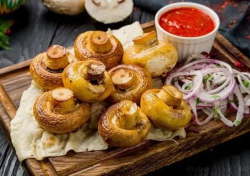 Грибы Шампиньоны